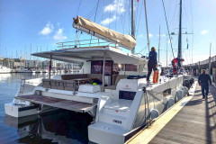 2-Yachtueberfuehrung